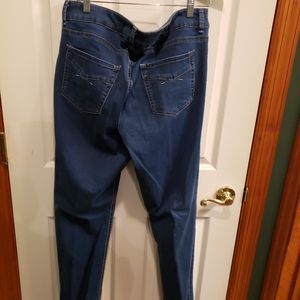 Women's skinny jeans